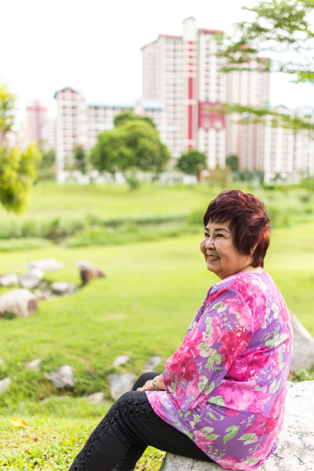 For Madam Yoo, being happy is to be healthy and not having to rely on others. 